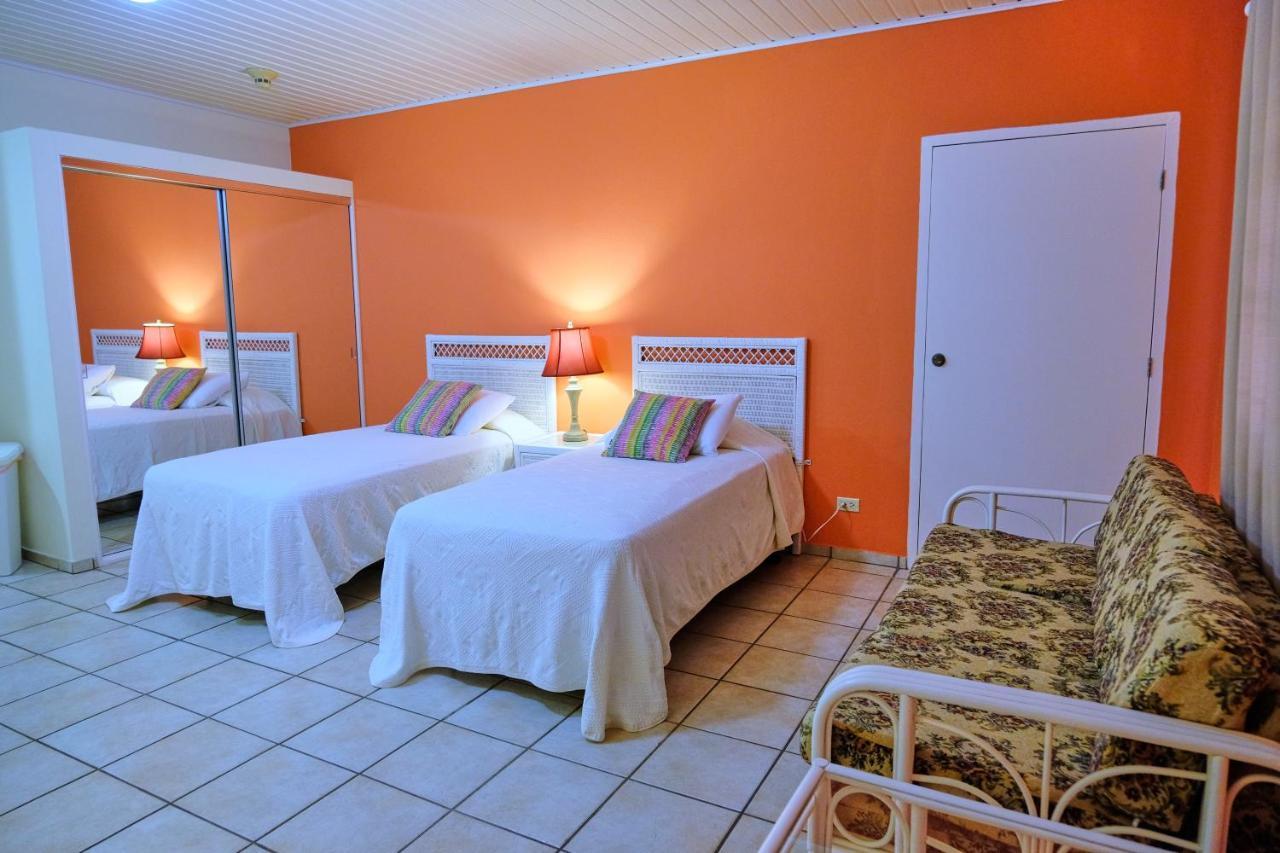 Aruba Quality Apartments & Suites パームビーチ エクステリア 写真