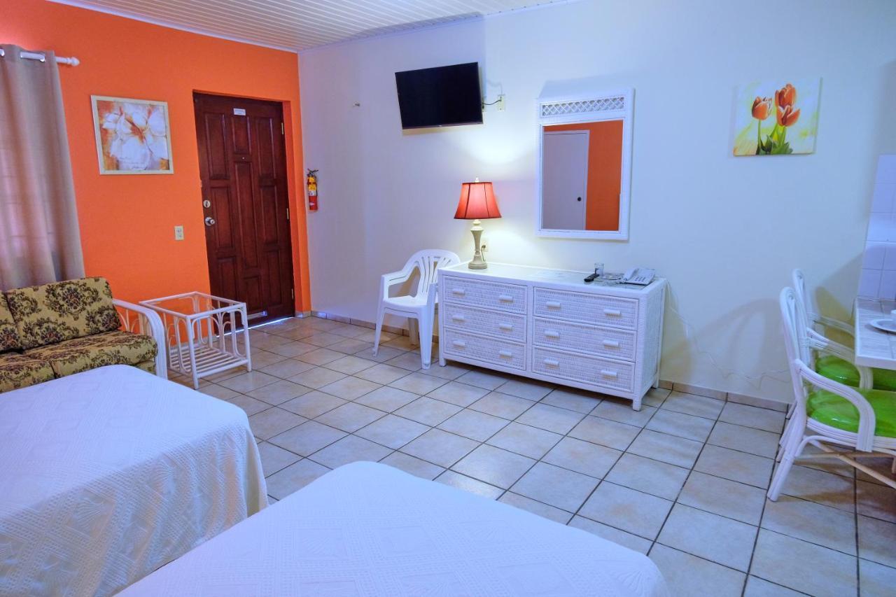 Aruba Quality Apartments & Suites パームビーチ エクステリア 写真