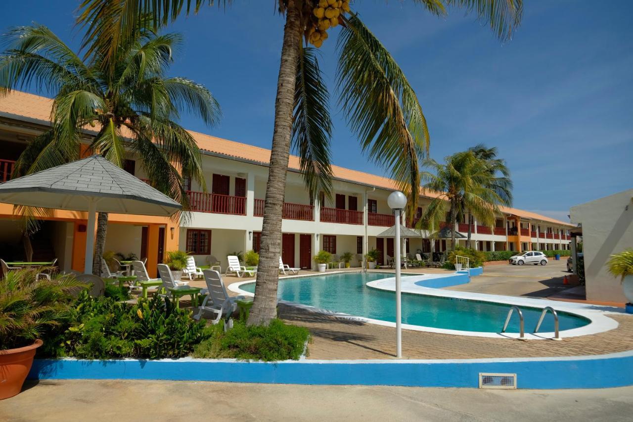 Aruba Quality Apartments & Suites パームビーチ エクステリア 写真