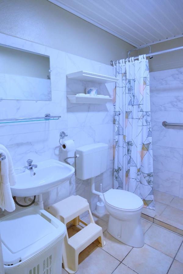 Aruba Quality Apartments & Suites パームビーチ エクステリア 写真