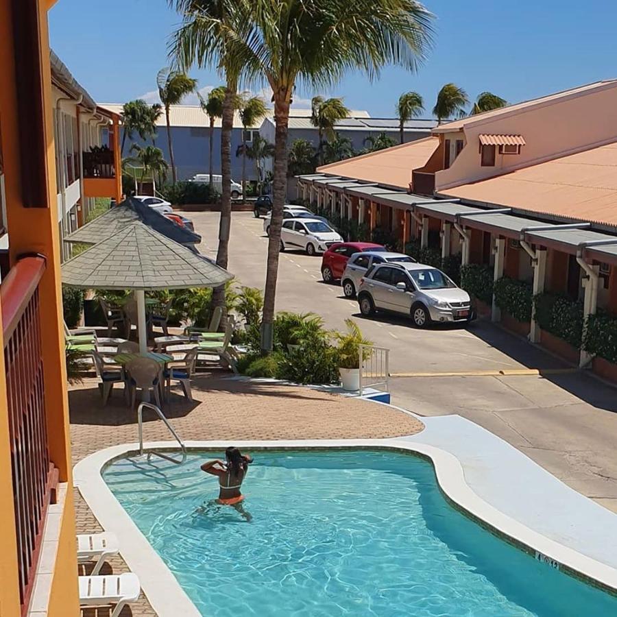 Aruba Quality Apartments & Suites パームビーチ エクステリア 写真