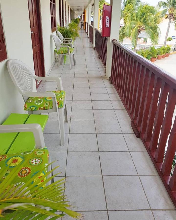 Aruba Quality Apartments & Suites パームビーチ エクステリア 写真