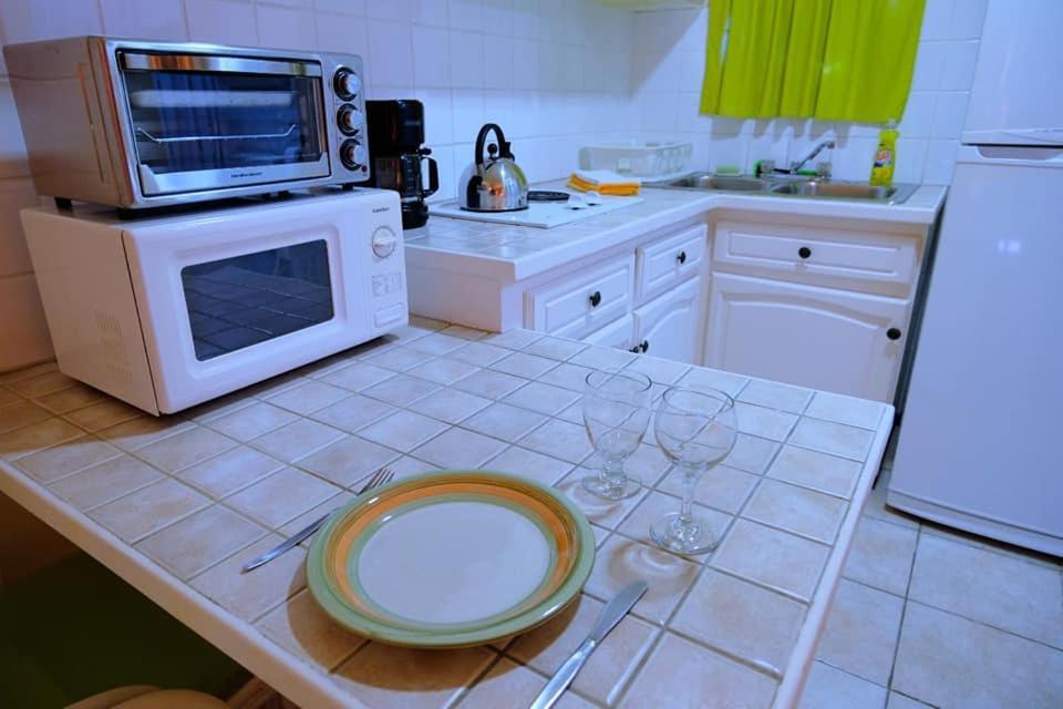 Aruba Quality Apartments & Suites パームビーチ エクステリア 写真