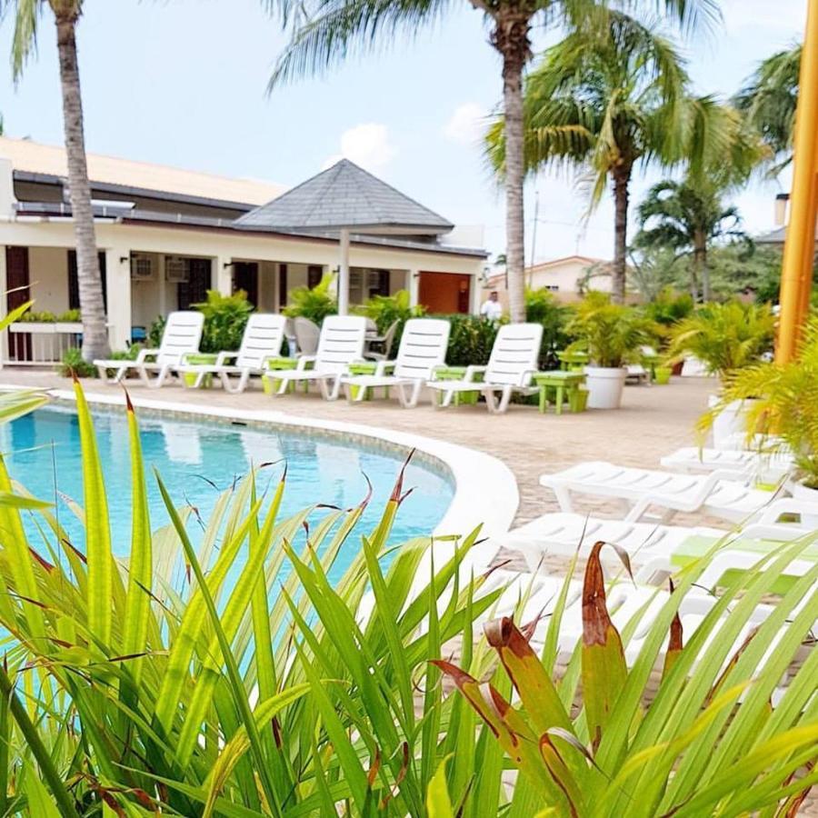 Aruba Quality Apartments & Suites パームビーチ エクステリア 写真